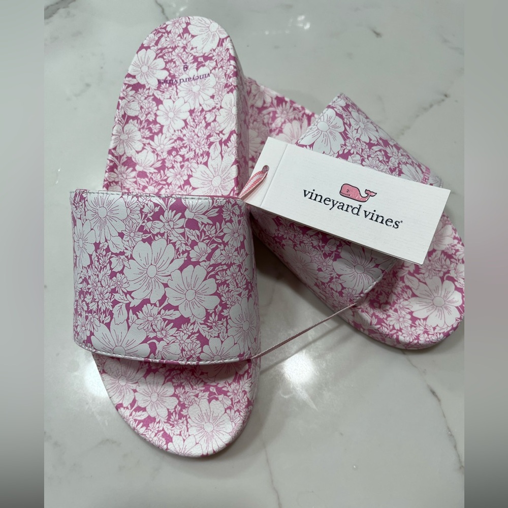 Vineyard Vines Pool Slide